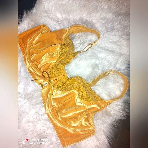 NWOT SXF VELVET VIXEN BRA - Picture 1 of 4